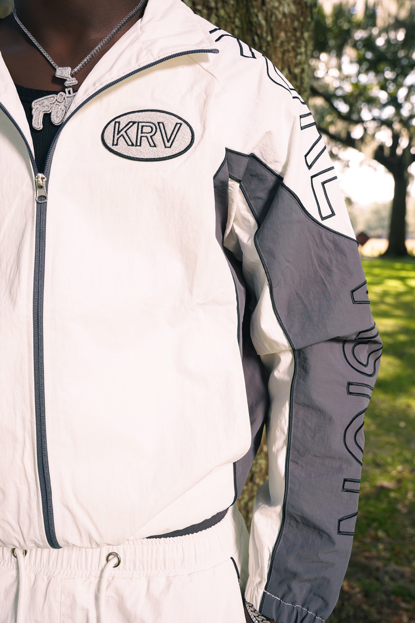 White & Gray KRV Trackset