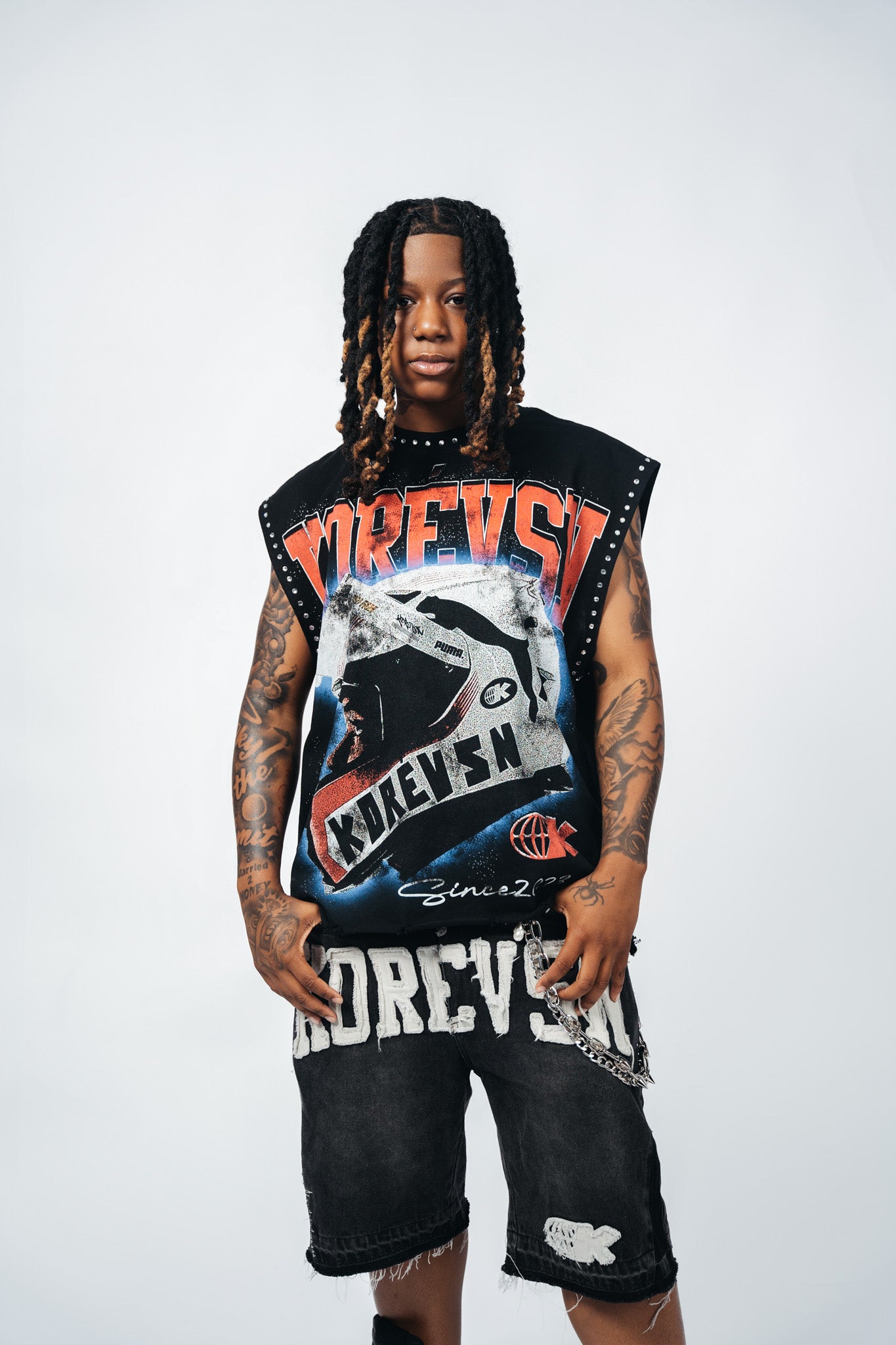 Sleeveless shirts